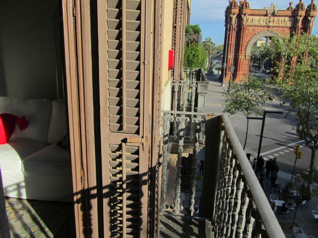 My Space Barcelona Pool City Center Экстерьер фото