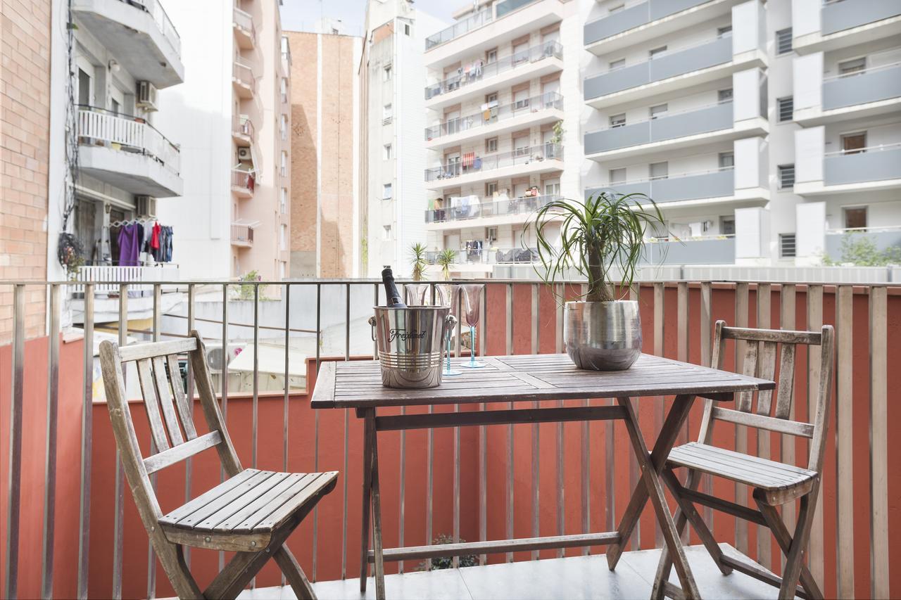 My Space Barcelona Pool City Center Экстерьер фото